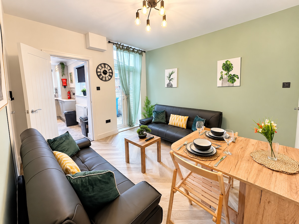 Runcorn Townhouse short let interior managed by Propel Property