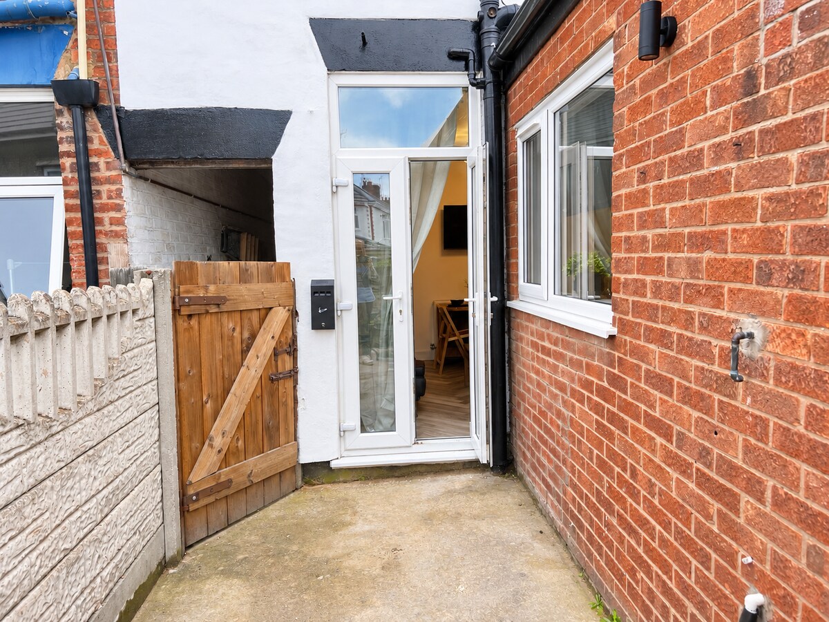 Runcorn Townhouse — property photo 8