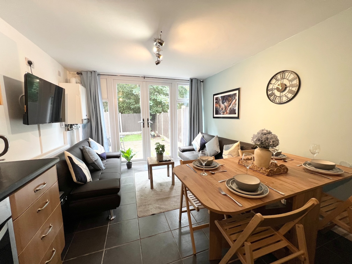 Runcorn House short let interior managed by Propel Property